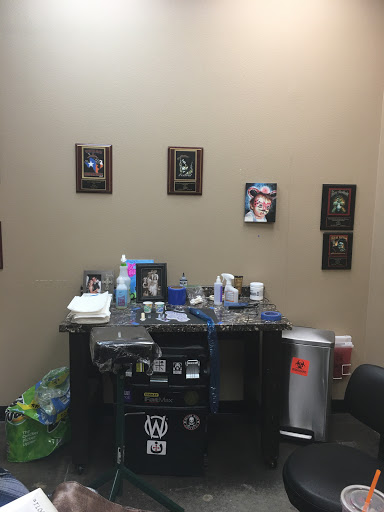 Tattoo Shop «Boss Frog Tattoos», reviews and photos, 4023 W University Dr, McKinney, TX 75071, USA