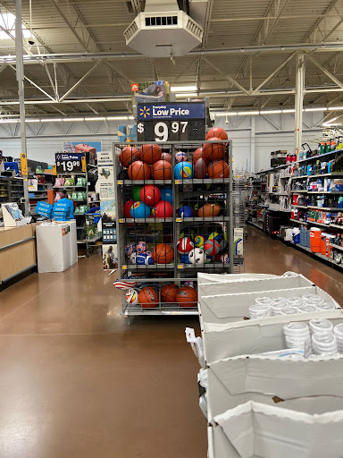 Department Store «Walmart Supercenter», reviews and photos, 915 E Randol Mill Rd, Arlington, TX 76011, USA