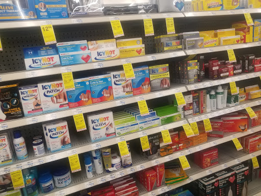 Drug Store «CVS», reviews and photos, 23391 Farmington Rd, Farmington, MI 48336, USA
