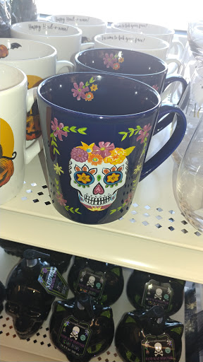 Home Goods Store «Tuesday Morning», reviews and photos, 1700 Dallas Hwy #166, Waxahachie, TX 75165, USA