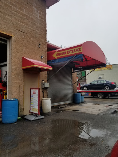 Sam's Auto Body en Spring Valley