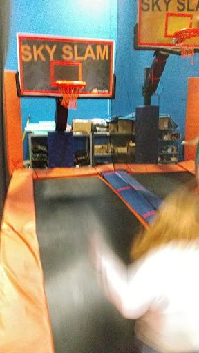 Amusement Center «Sky Zone Trampoline Park», reviews and photos, 595 Hale Ave N, Oakdale, MN 55128, USA