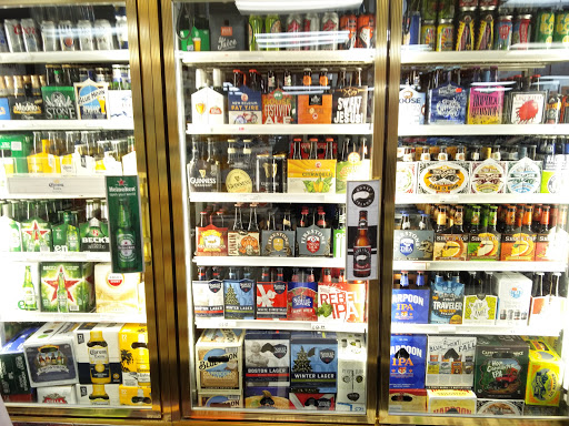 Liquor Store «Fairfield Wine & Liquor», reviews and photos, 296 Fairfield Ave, Waterbury, CT 06708, USA