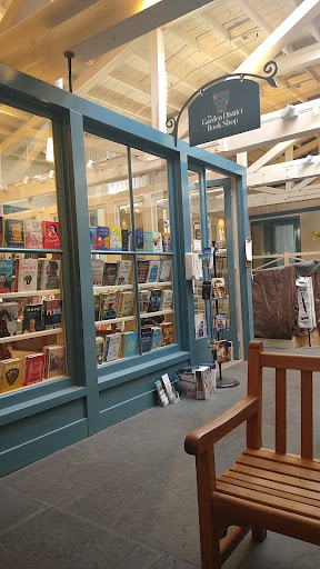 Book Store «Garden District Book Shop», reviews and photos, 2727 Prytania St, New Orleans, LA 70130, USA
