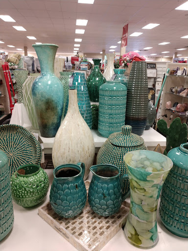 Department Store «HomeGoods», reviews and photos, 961 Lomas Santa Fe Dr, Solana Beach, CA 92075, USA