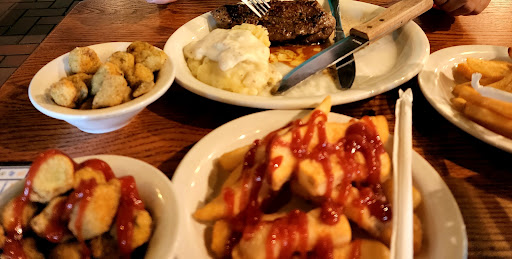 American Restaurant «Cracker Barrel Old Country Store», reviews and photos, 10801 Battleview Pkwy, Manassas, VA 20109, USA