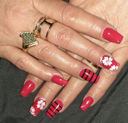 Nail Salon «Regal Nails Salon & Spa», reviews and photos, 3002 Stacy Allison Way, Woodburn, OR 97071, USA