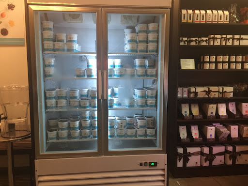 Ice Cream Shop «Glace Artisan Ice Cream», reviews and photos, 4960 Main St, Kansas City, MO 64112, USA