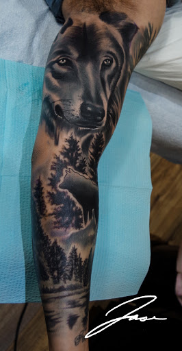 Tattoo Shop «Cafe Ink Tattoo Studio (Tattoo Only) Cleveland TN», reviews and photos, 2865 Keith St NW, Cleveland, TN 37312, USA