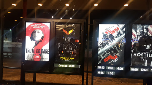 Movie Theater «Cinema 12 Theatre: Classic Cinemas», reviews and photos, 100 L W Besinger Dr, Carpentersville, IL 60110, USA