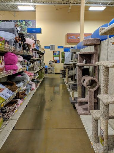 Pet Supply Store «PetSmart», reviews and photos, 2641 Lawndale Dr, Greensboro, NC 27408, USA
