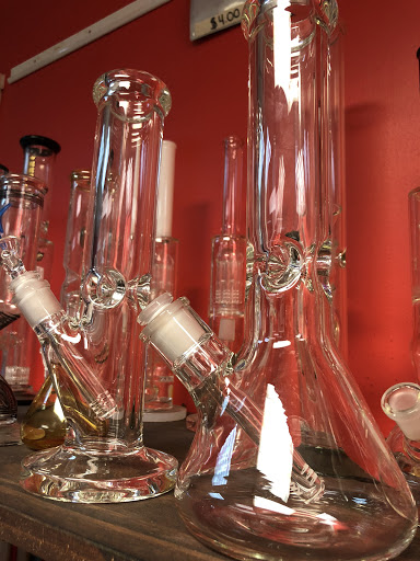 Tobacco Shop «Ipuff Smoke Shop», reviews and photos, 241 Harrison Ave, Garfield, NJ 07026, USA