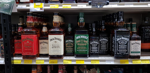 Wine Store «Clifton Commons Spirits and Wine», reviews and photos, 132 Kingsland Rd, Clifton, NJ 07014, USA