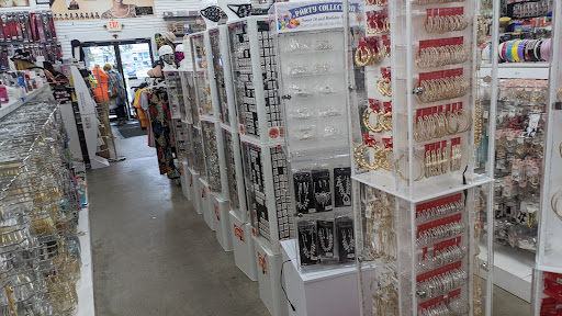 Beauty Supply Store «Beauty to Go III», reviews and photos, 4205 W Mercury Blvd, Hampton, VA 23666, USA