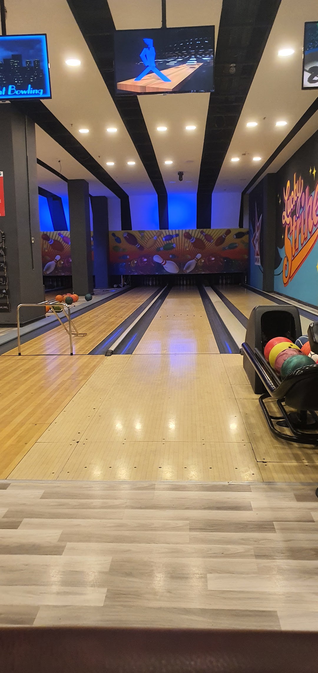 Star Bowling