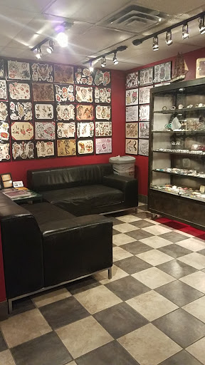Tattoo Shop «Mutiny Tattoo and Piercing», reviews and photos, 5609 Chicago Ave, Minneapolis, MN 55417, USA