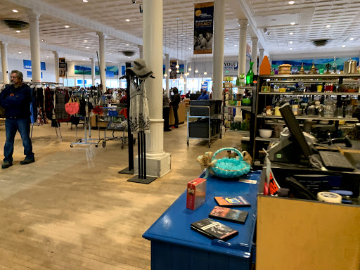 Thrift Store «Goodwill Denver - Broadway», reviews and photos, 21 S Broadway, Denver, CO 80209, USA