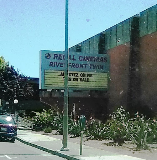 Movie Theater «Regal Cinemas Riverfront 2», reviews and photos, 155 River St S, Santa Cruz, CA 95060, USA