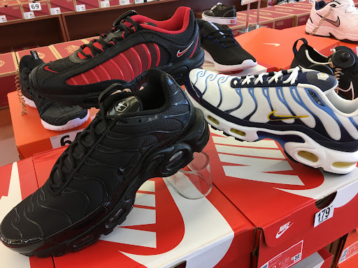 Shoe Store «Shoe City - Garden Grove», reviews and photos, 11971 Brookhurst St, Garden Grove, CA 92840, USA