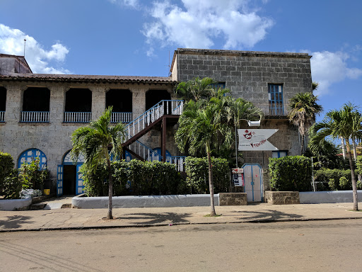 Rock pubs Havana
