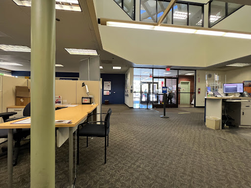 Auto Insurance Agency «AAA Mountain View», reviews and photos, 900 Miramonte Ave, Mountain View, CA 94040, USA