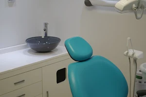 SISO Dental Concept image