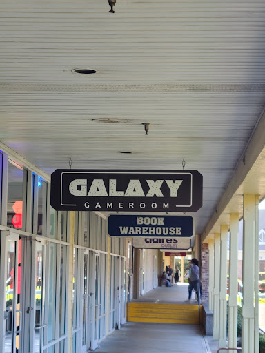 Shopping Mall «Lincoln City Outlets», reviews and photos, 1500 SE East Devils Lake Rd, Lincoln City, OR 97367, USA