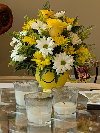 Florist «Beachwood Florist», reviews and photos, 325 New Haven Ave, Milford, CT 06460, USA