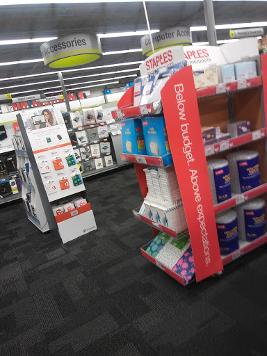 Office Supply Store «Staples», reviews and photos, 7933 Annapolis Rd, Lanham, MD 20706, USA