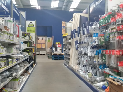 Wickes Swansea