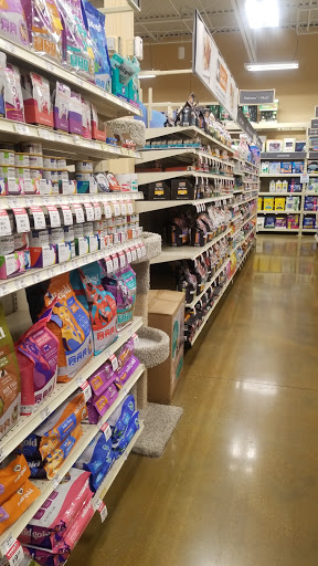 Pet Supply Store «Pet Supplies Plus», reviews and photos, 8717 Ridgeland Ave, Oak Lawn, IL 60453, USA