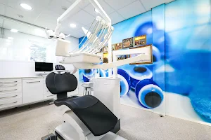 Yavuz Dental Center image