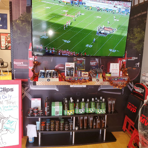 Hair Salon «Sport Clips Haircuts of Uptown Gig Harbor», reviews and photos, 4641 Point Fosdick Dr NW #100, Gig Harbor, WA 98335, USA