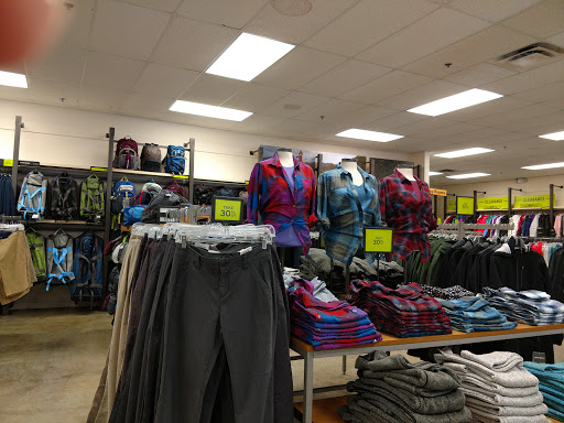 Outlet Mall «Ohio Station Outlets», reviews and photos, 9911 Avon Lake Rd, Burbank, OH 44214, USA