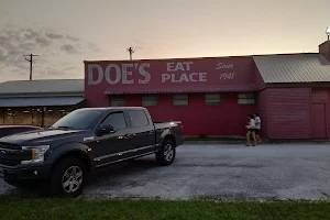 Doe's Eat Place image