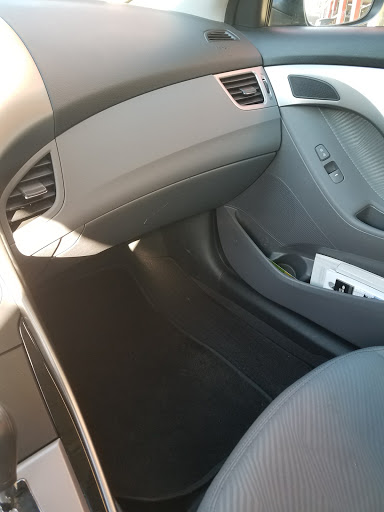 Auto Body Shop «Service King Collision Repair of South 1st - Austin», reviews and photos, 2707 S 1st St, Austin, TX 78704, USA