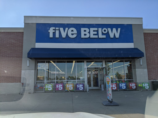 Variety Store «Five Below», reviews and photos, 3545 28th St SE, Grand Rapids, MI 49512, USA