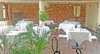 Atmosphère du Restaurant français Restaurant L'Auberge de Clairefontaine à Saint-Hilaire-la-Gravelle - n°6