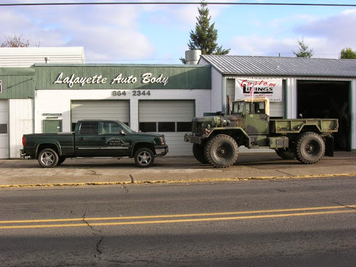 RV Repair Shop «Lafayette Auto Body & RV Repair», reviews and photos, 204 3rd St, Lafayette, OR 97127, USA