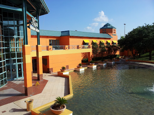 Movie Theater «Santikos Bijou», reviews and photos, 4522 Fredericksburg Rd, San Antonio, TX 78201, USA