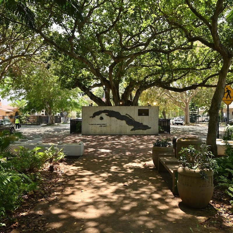 Cuban Memorial Boulevard Park