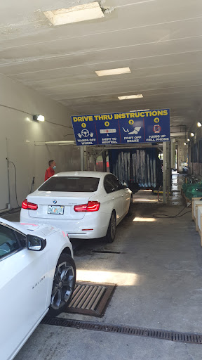 Car Wash «Simoniz Car Wash», reviews and photos, 19055 Biscayne Blvd, Miami, FL 33180, USA