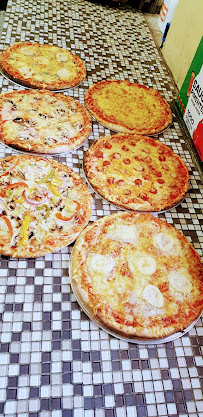 Plats et boissons du Pizzas à emporter Distributeur Pizza et basta 24/24 à Clermont-Ferrand - n°1