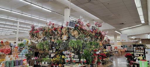 Supermarket «Homeland», reviews and photos, 2600 W Robinson St, Norman, OK 73069, USA