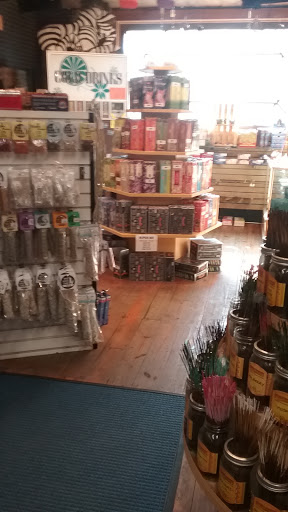 Tobacco Shop «Quonset Hut», reviews and photos, 3235 Cleveland Ave NW, Canton, OH 44709, USA