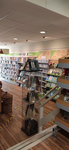 Reviews of Oxfam Books & Music in Ipswich - Shop