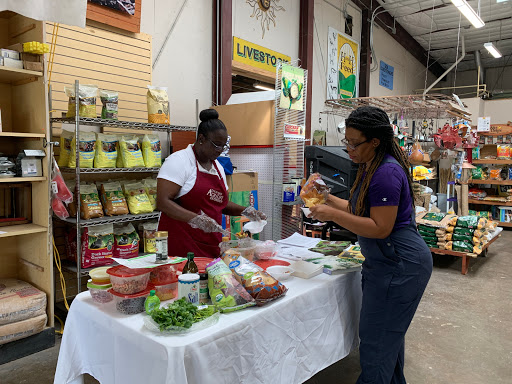 Animal Feed Store «Wabash Feed & Garden Store», reviews and photos, 4537 N Shepherd Dr, Houston, TX 77018, USA