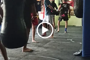 Kamikaze Muay Thai - Muay Boran Ecuador image