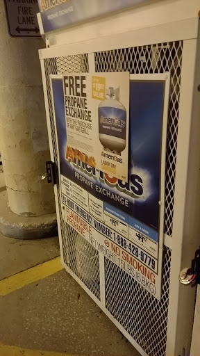 Home Improvement Store «The Home Depot», reviews and photos, 1712 N Dale Mabry Hwy, Tampa, FL 33607, USA