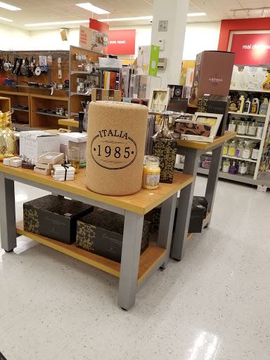 Department Store «T.J. Maxx», reviews and photos, 1500 Greentree Blvd, Clarksville, IN 47129, USA